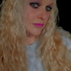 Meet your Posher, Torrie